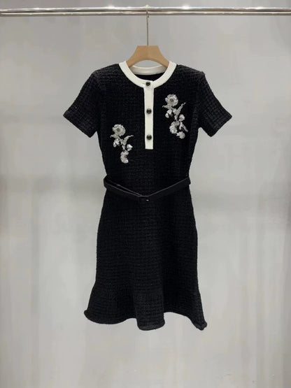 25fw Embroidered sequin knit dress