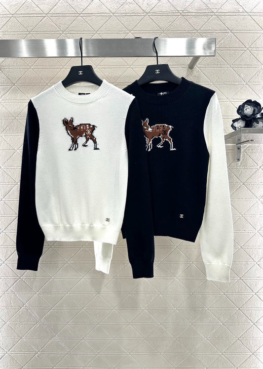 Round deer letter sweater