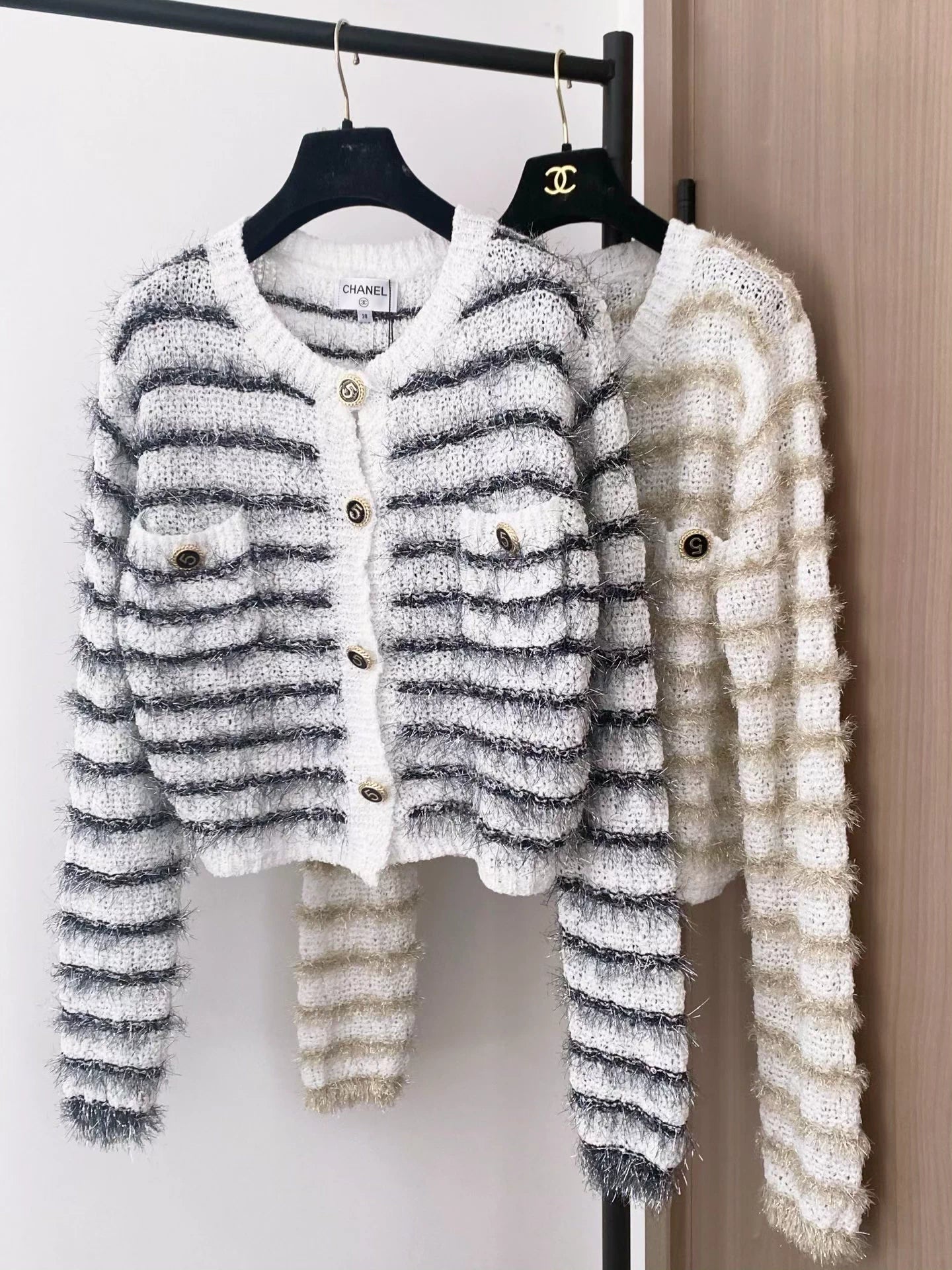 25fw Round neck cardigan