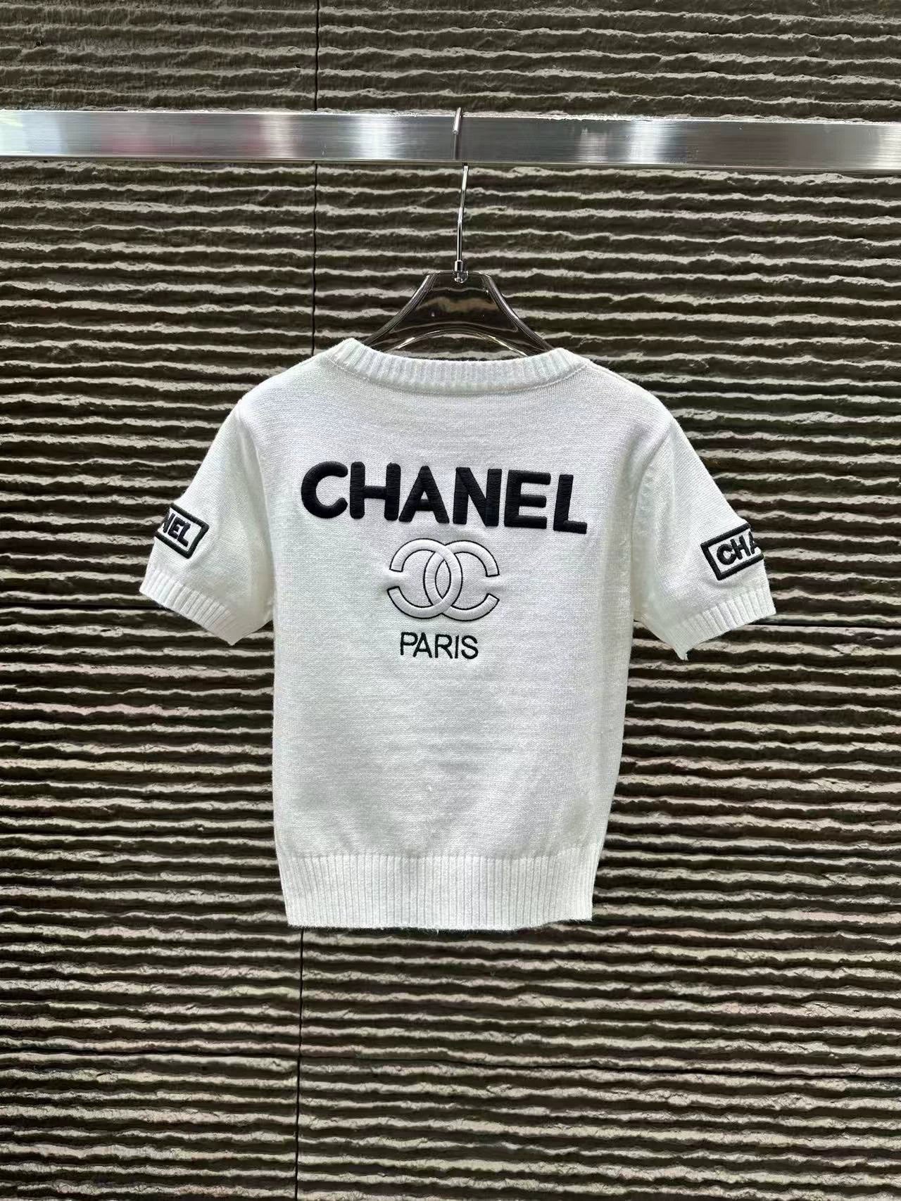 25fw Vintage 3D Embroidered Short Sleeve