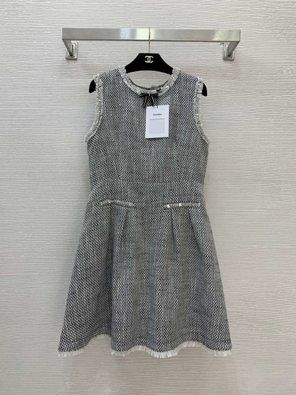 25fw Heavy industry diamond studded bead tassel skirt