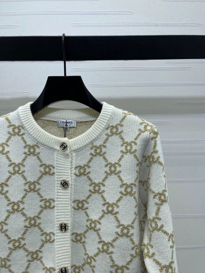 Jacquard knitted cardigan