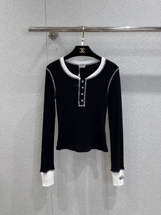 Color-blocked long-sleeved base layer top