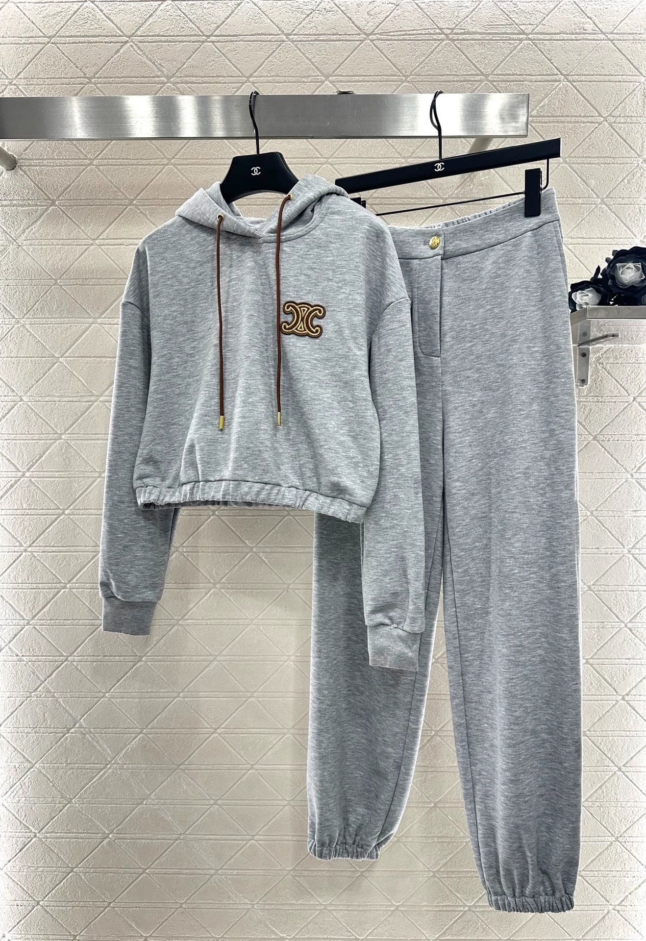 new Hooded Logo Sweatshirt and Pants Set
