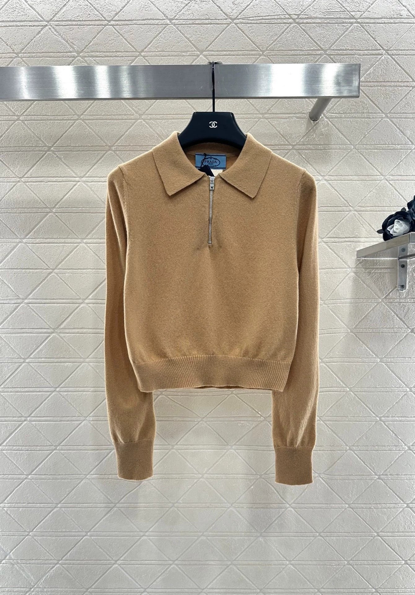 25fw Knitted long sleeved collar