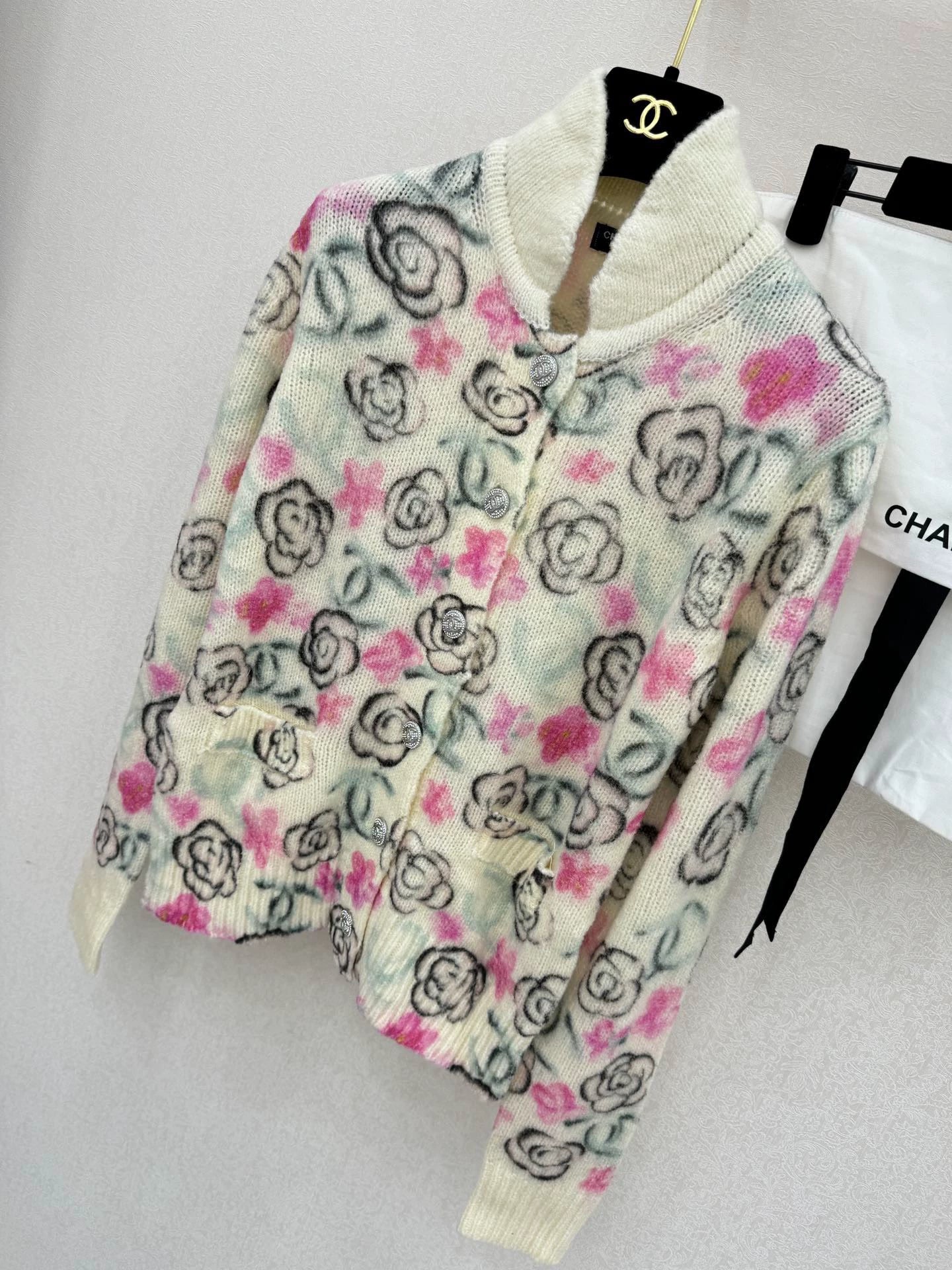 Camellia print cashmere cardigan