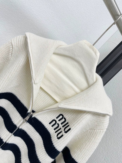 Striped stand up collar knitted cardigan