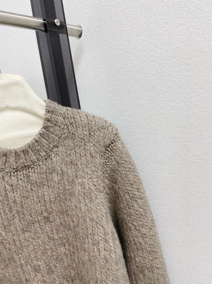 Pit striped hem sweater