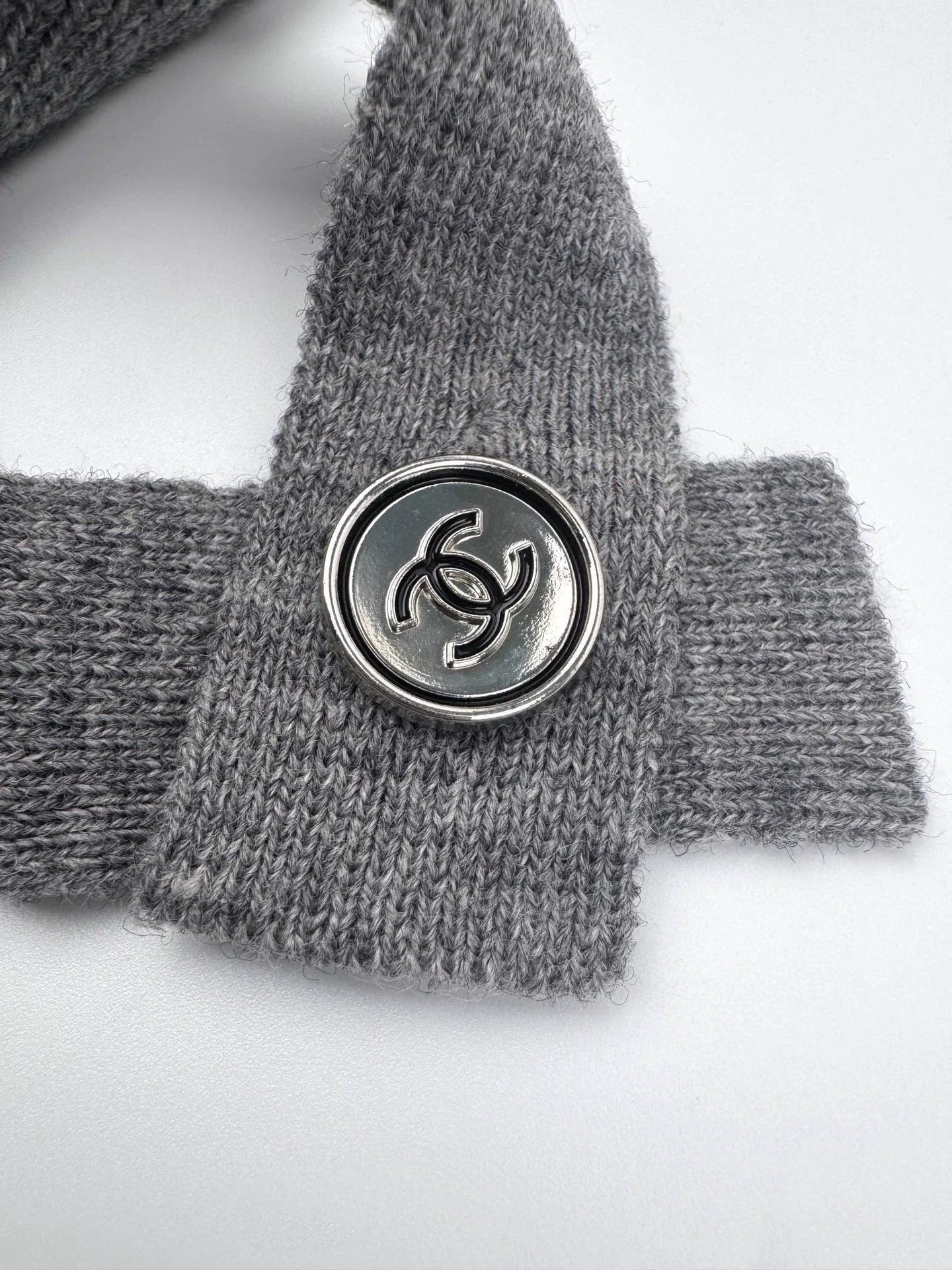 25fw Backpack buckle knitted cardigan