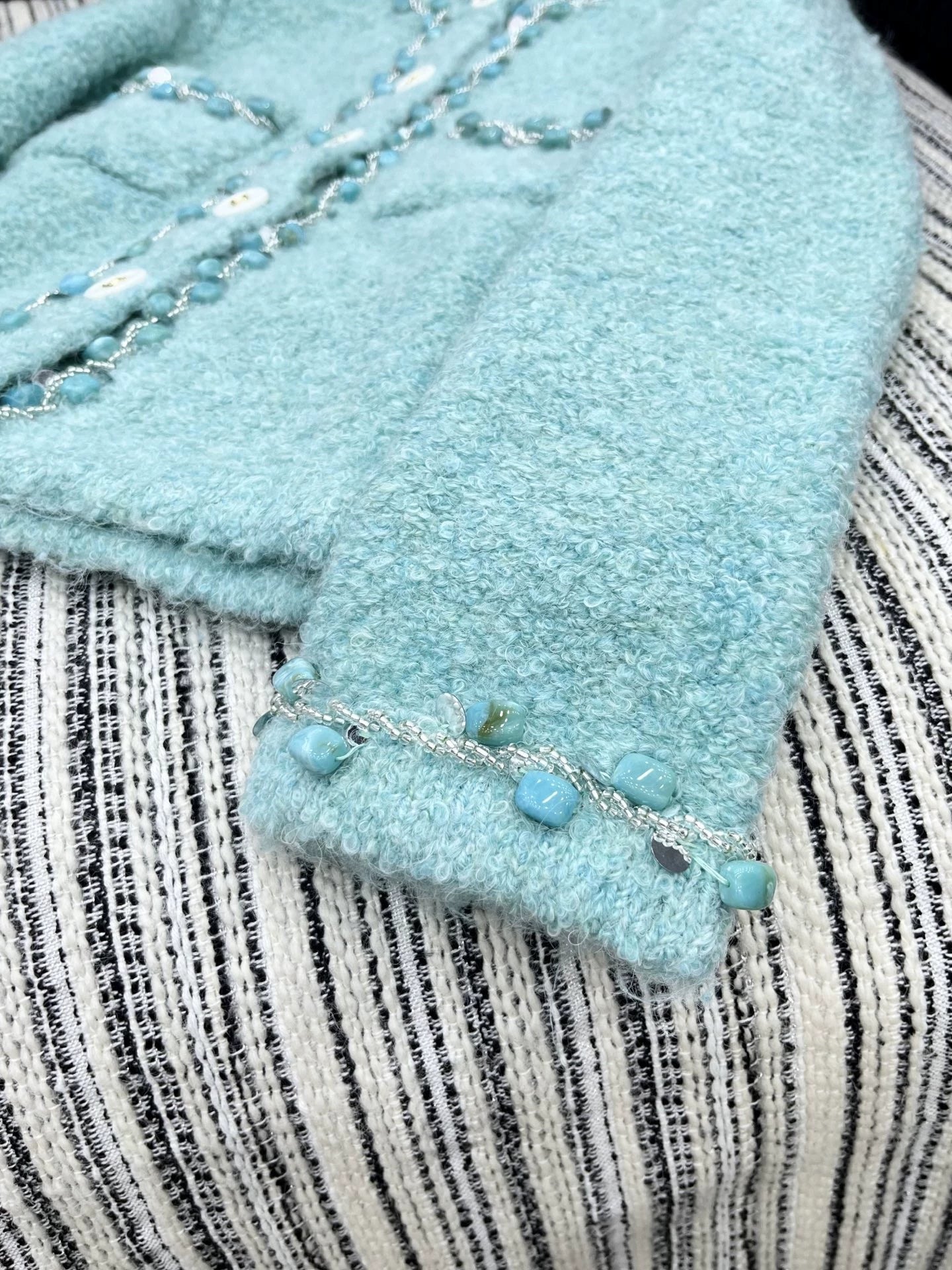 25fw Colorful gemstone decorated round neck jacket