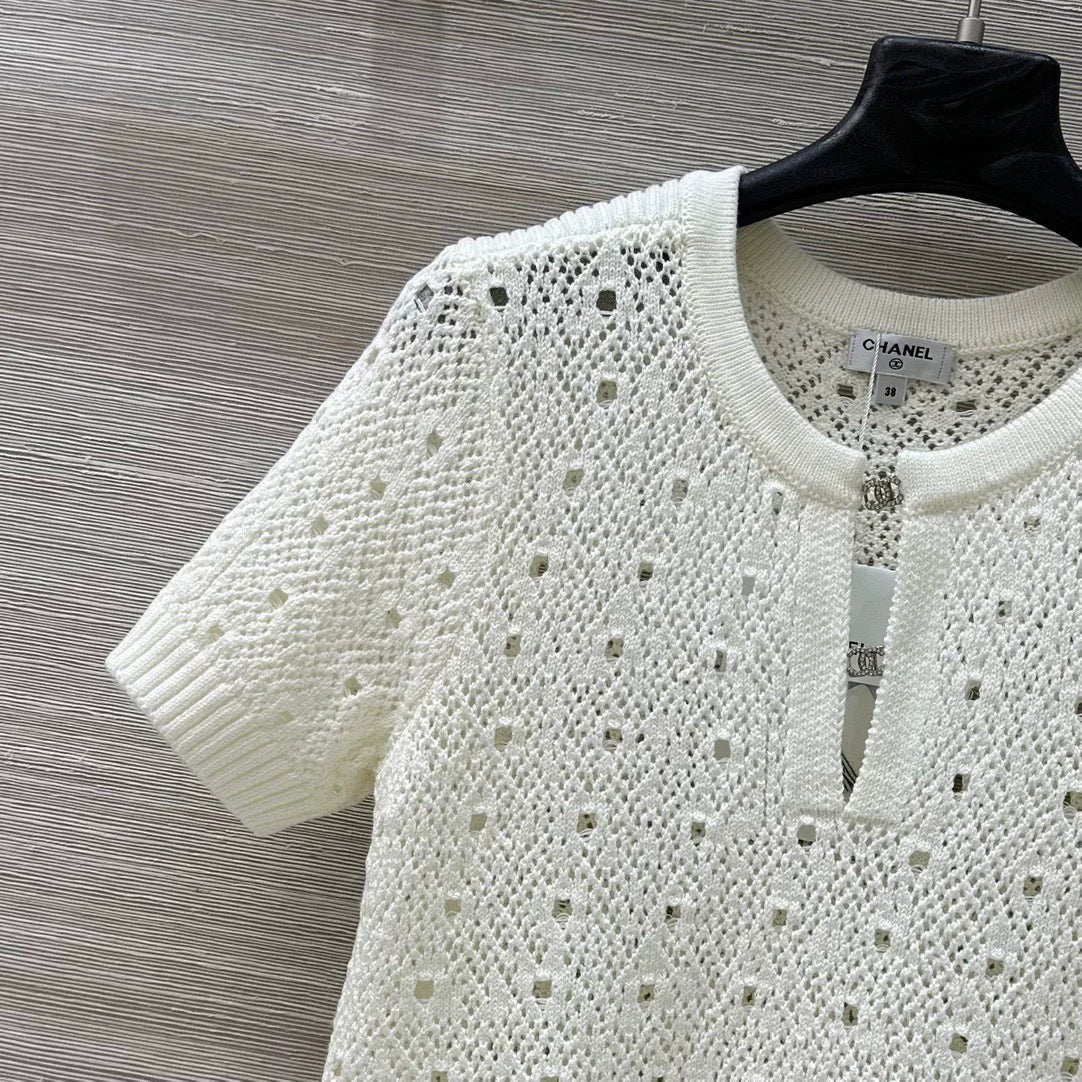 25fw hollow crocheted short-sleeved top