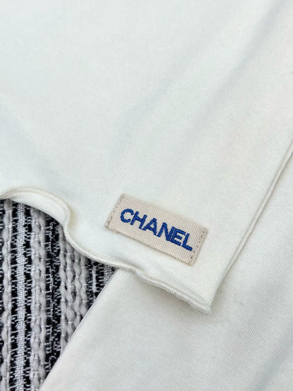 Pearl decoration versatile base shirt