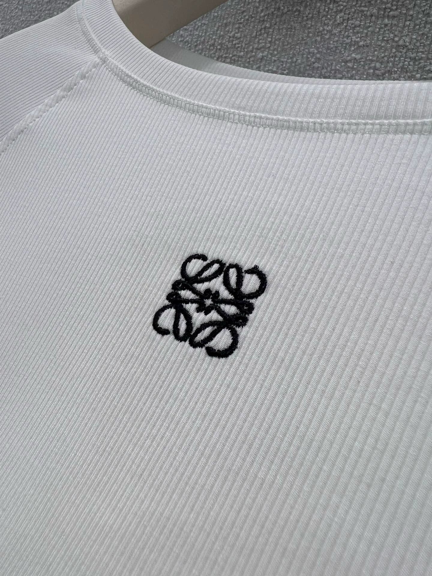 25Fw micro embroidered long sleeved base T-shirt