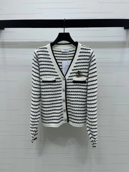 V-neck knitted striped cardigan