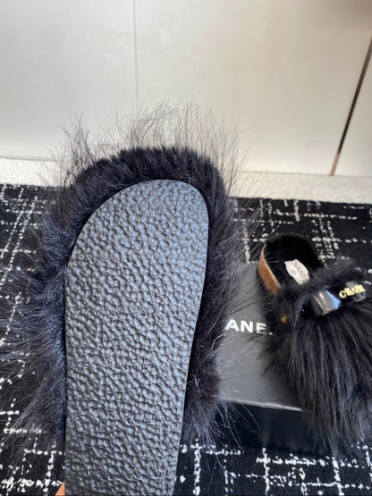 25fw Four Seasons Double C Hairy Slippers