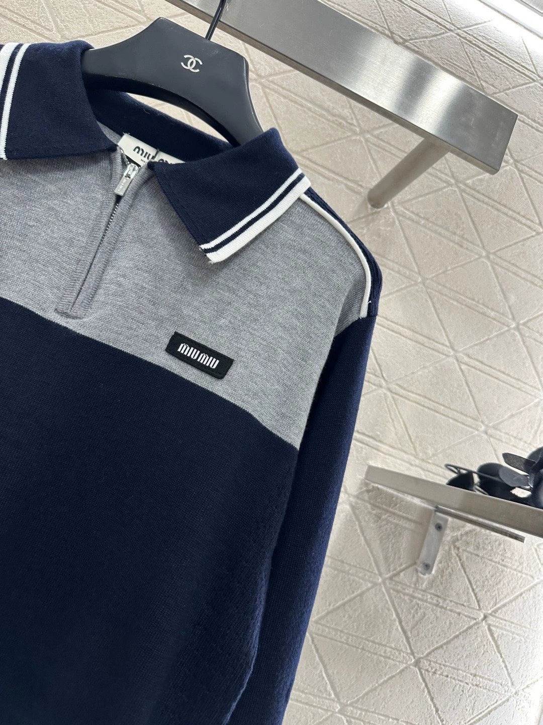 25fw Knitted long sleeved collar