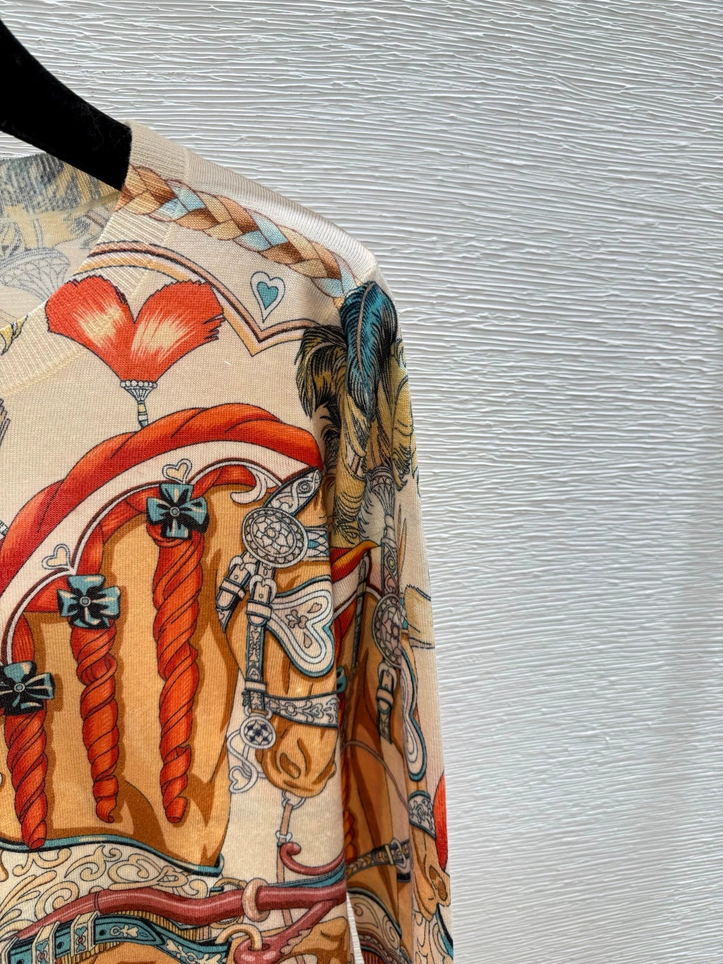 Horse head pattern knitted sweater