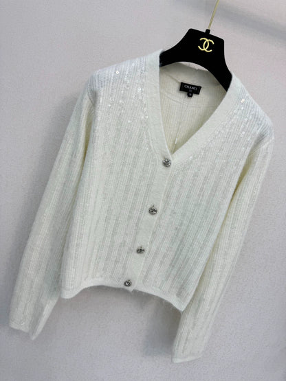 White knitted cardigan