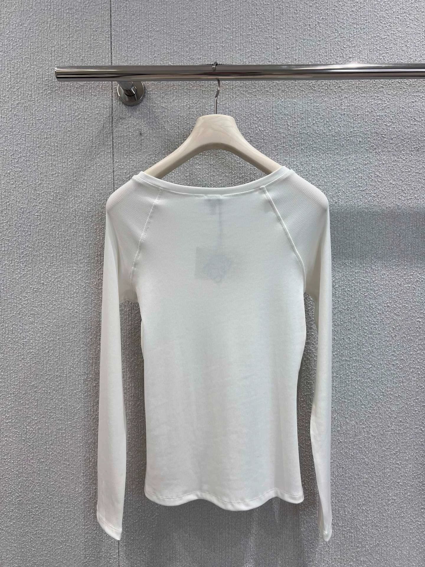 25Fw micro embroidered long sleeved base T-shirt