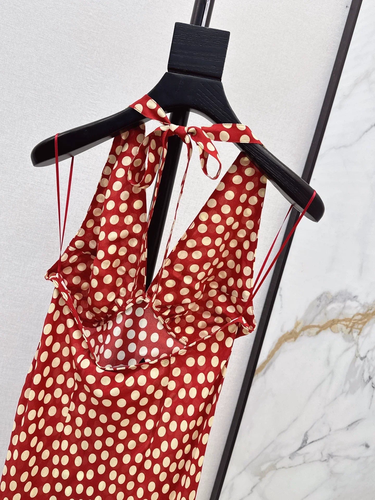 25fw Red polka dot dress