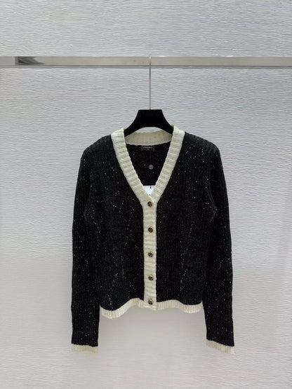 25fw Knitted long-sleeved cardigan