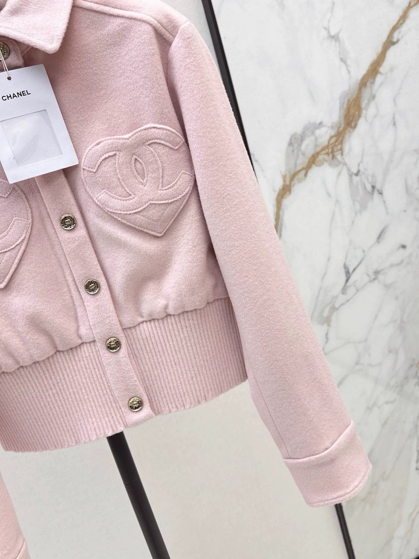 Heart shaped double pocket wool set