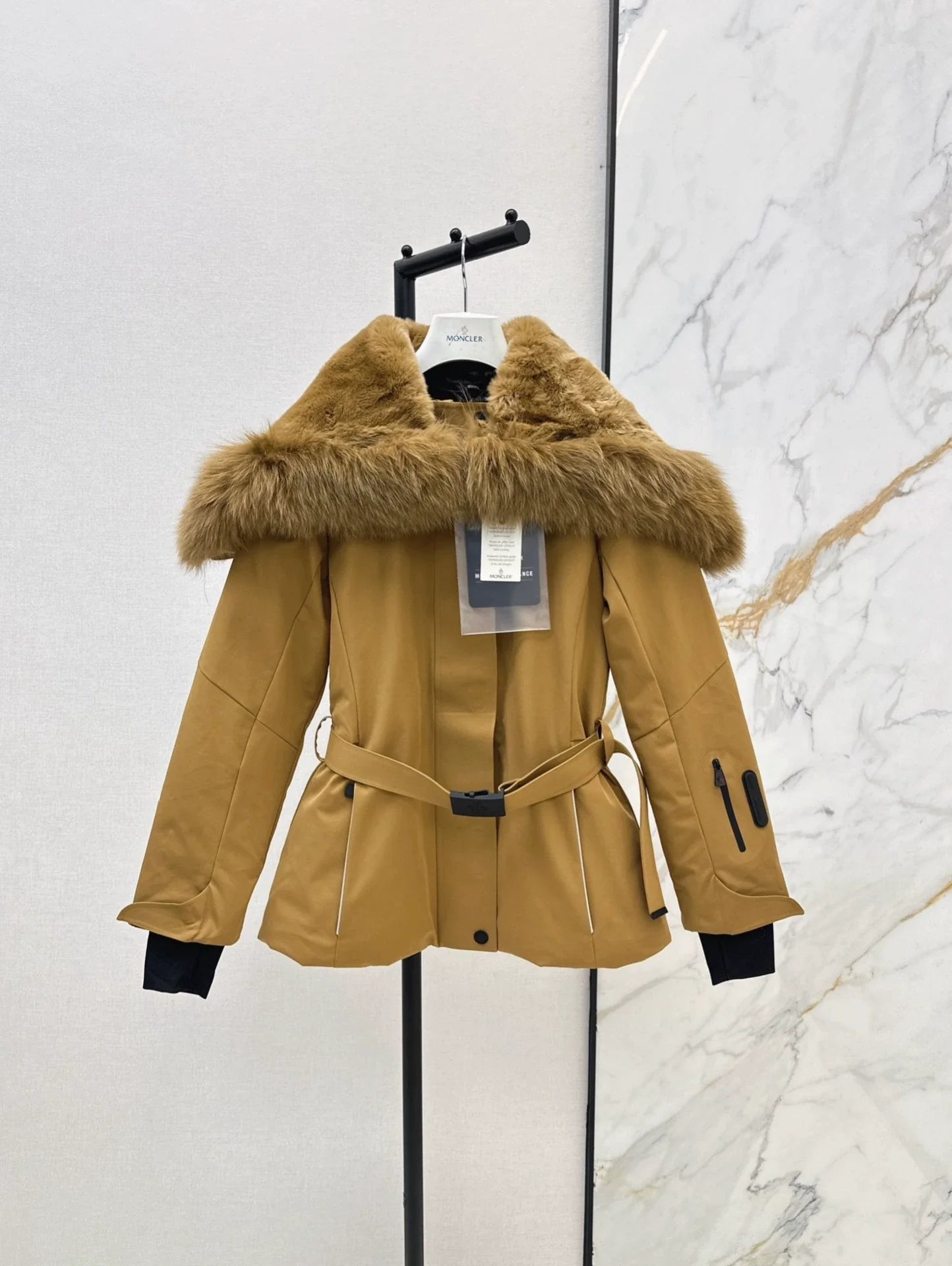 25fw Waist up big fur collar down ski jacket