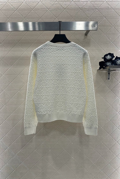 25 Sanhua diamond grid pullover sweater