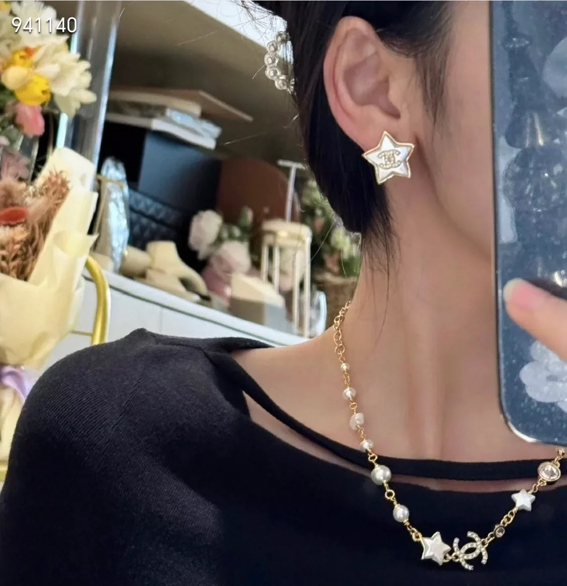 Five pointed star double layered pearl necklace