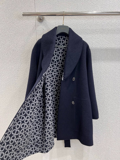 Pig nose button medium long cashmere coat