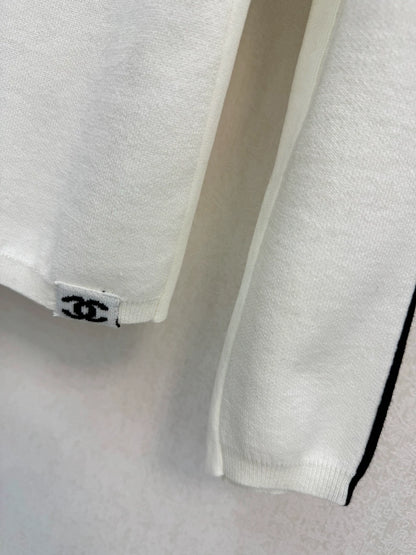 High necked woolen sweater