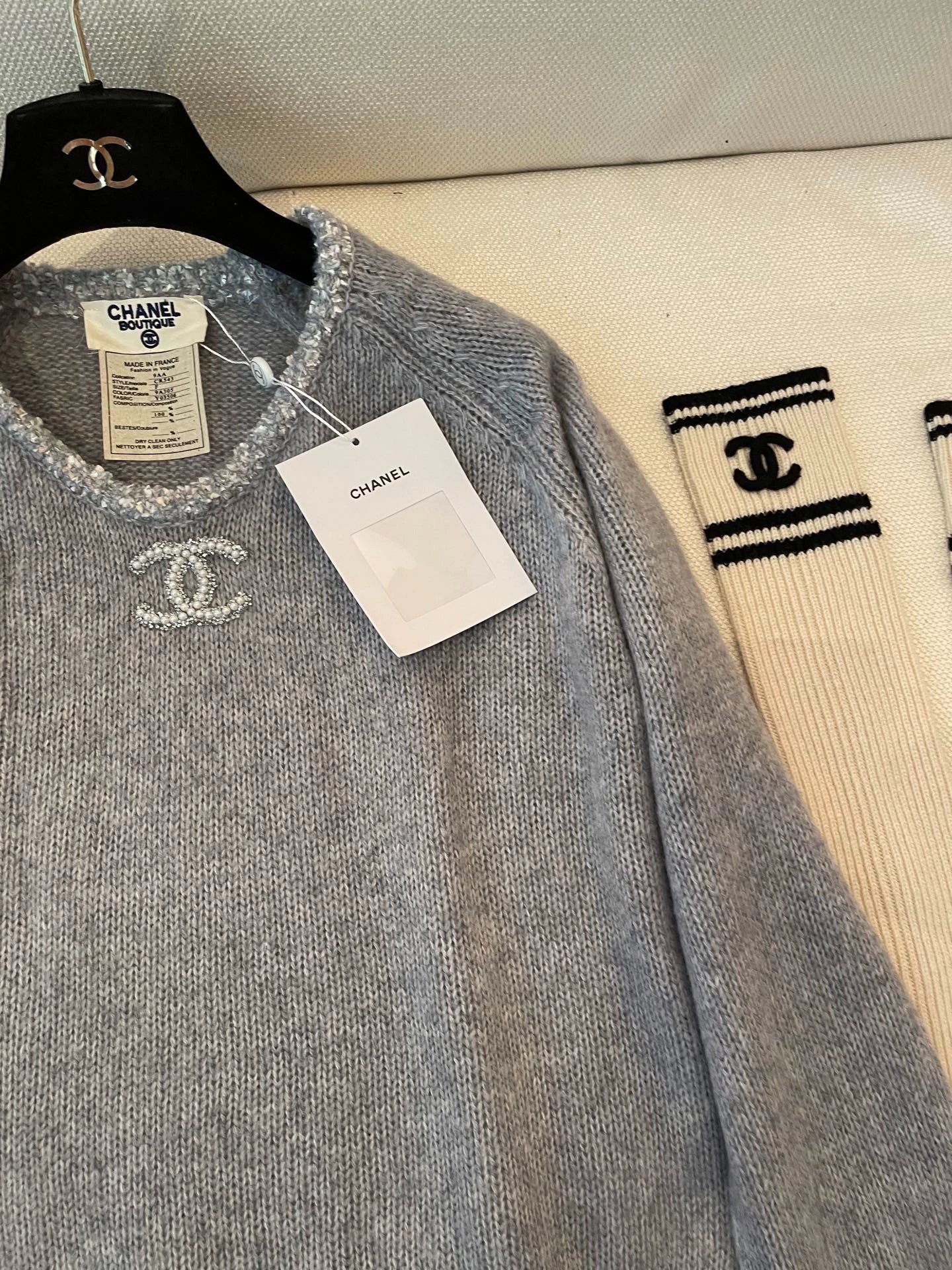 25fw New round neck sweater（Medieval Series）