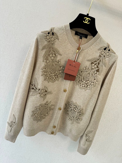 Hollow embroidery cashmere cardigan