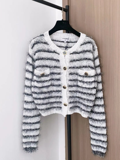 25fw Round neck cardigan