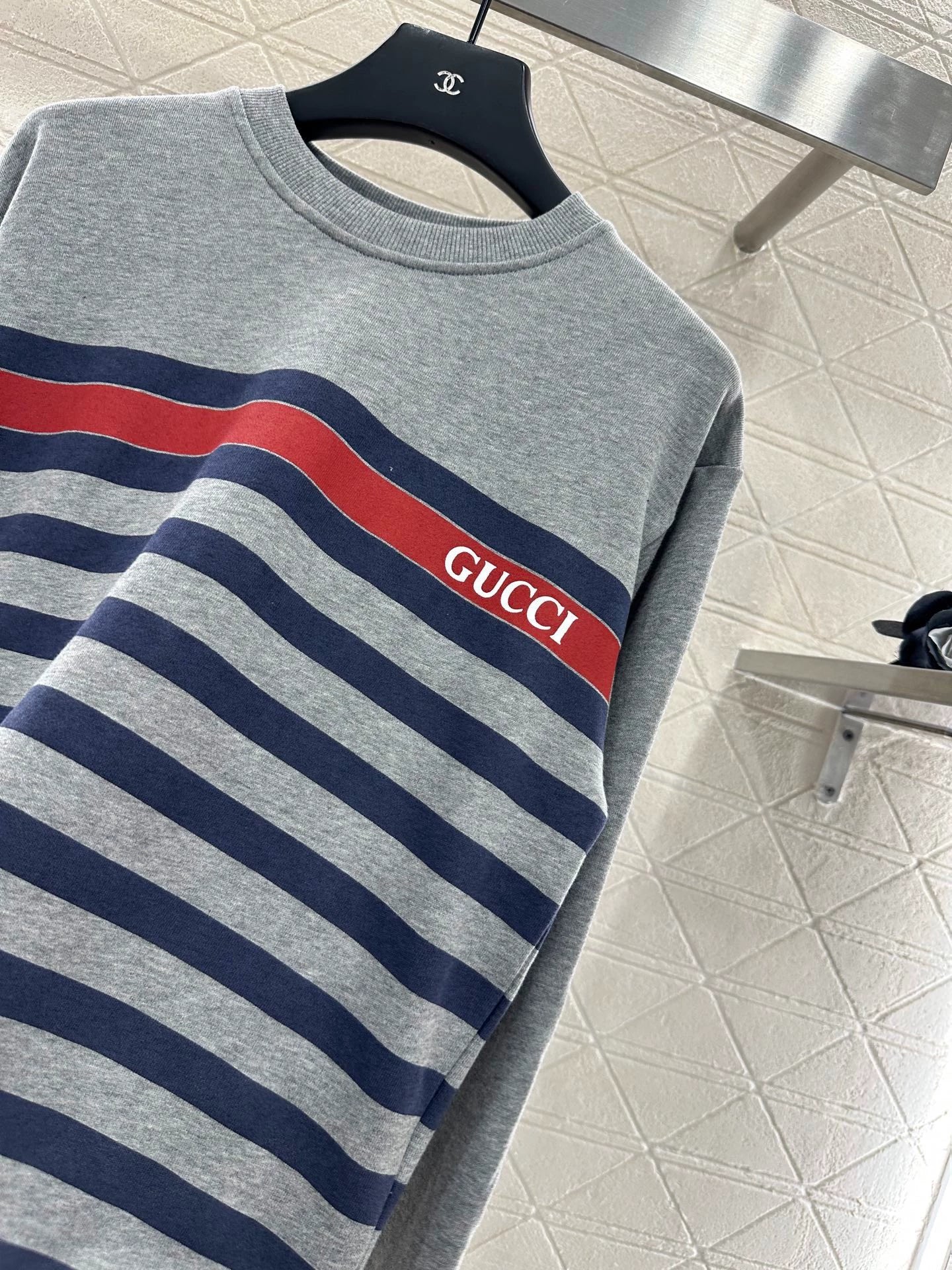 25fw Striped round neck pullover hoodie