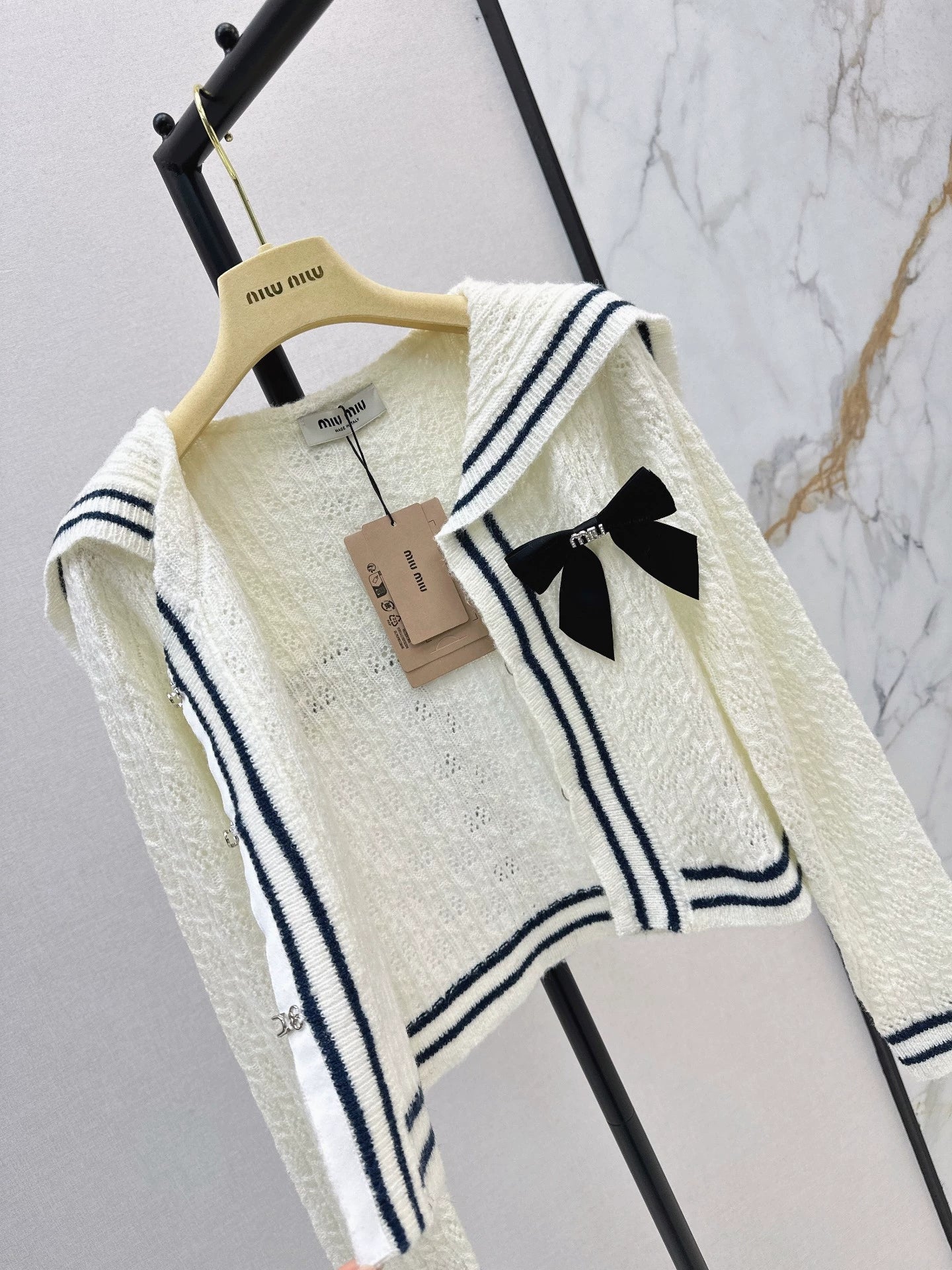 25fw Splicing shawl long sleeved cardigan