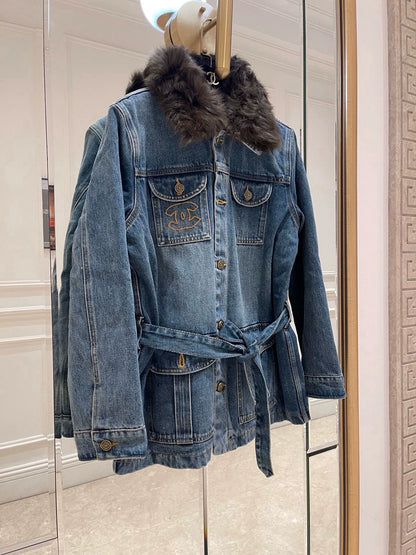Wool collar and cotton denim jacket