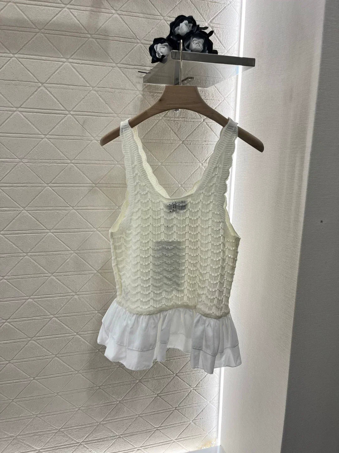2025 new lace stitching knitted vest