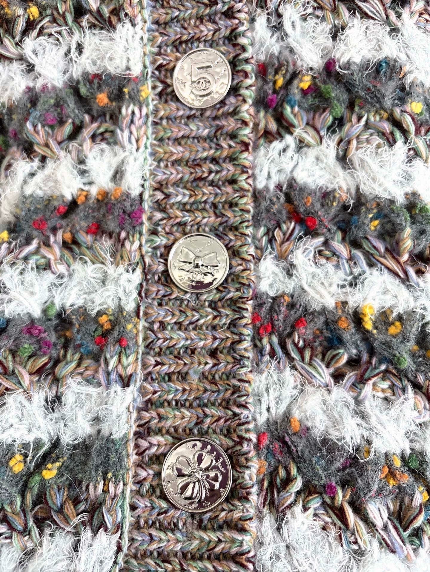 25fw Striped hollow knitted cardigan