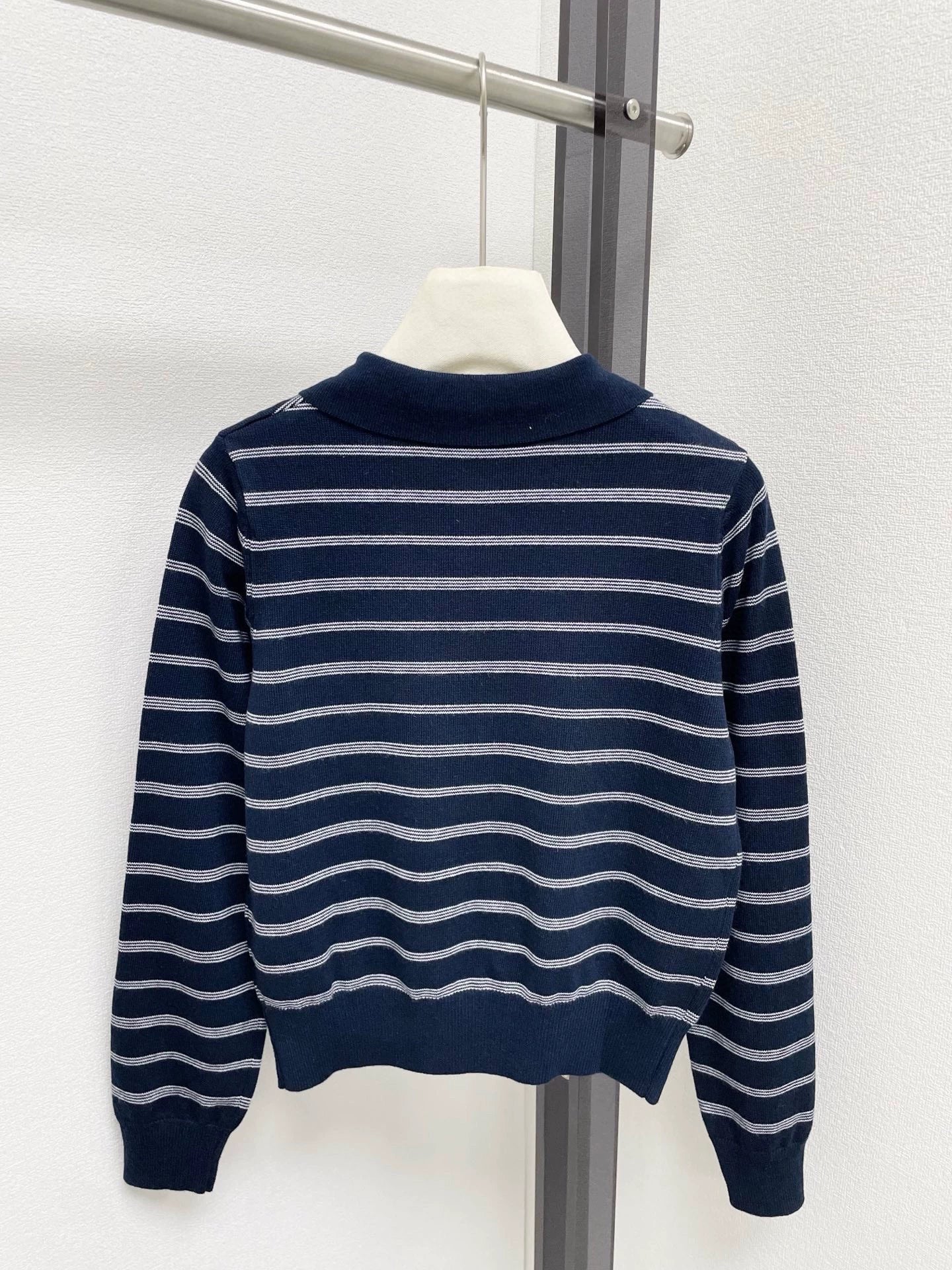 25fw Striped lapel knit sweater
