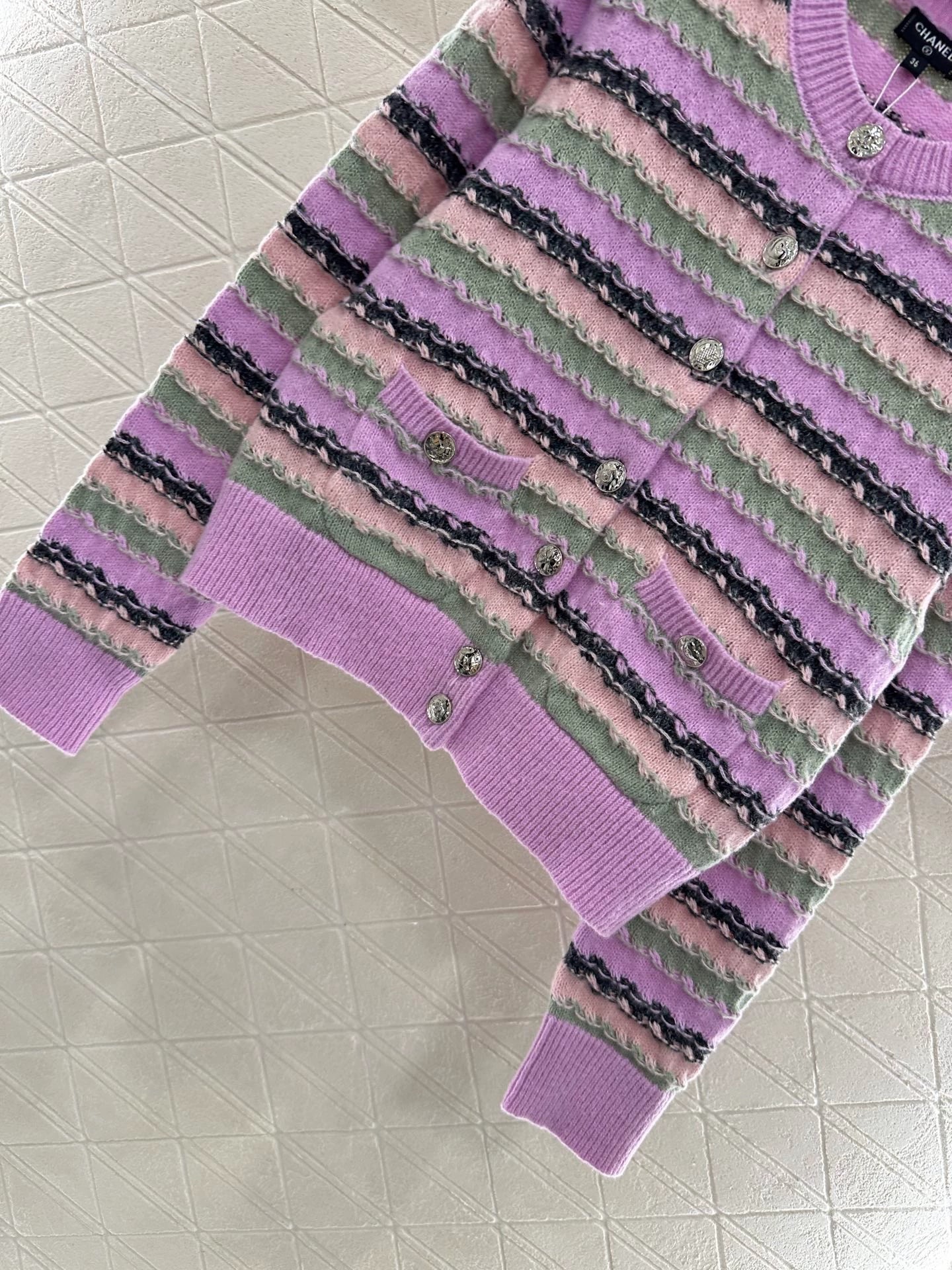 25fw Striped knitted cardigan