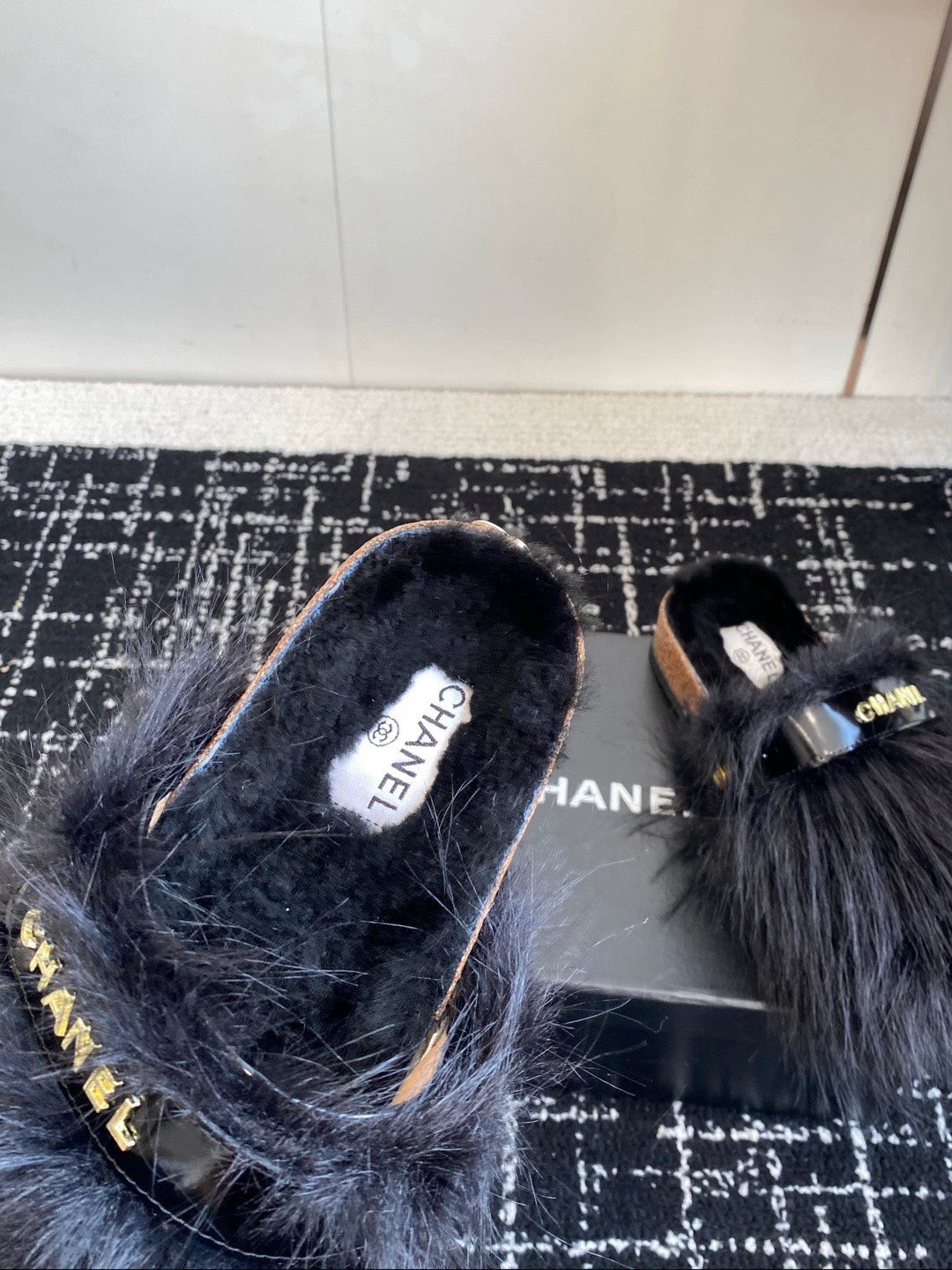 25fw Four Seasons Double C Hairy Slippers