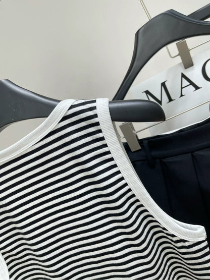 25SS new black and white striped vest for spring and summer