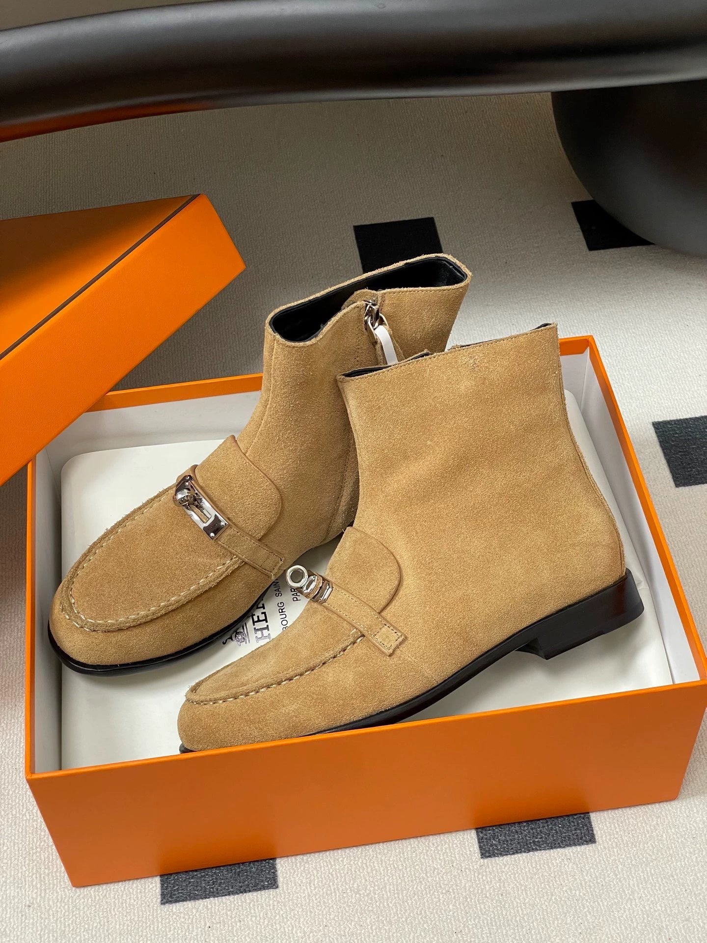 25Fw flat bottomed side zipper short boots