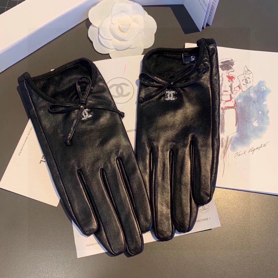 leather gloves