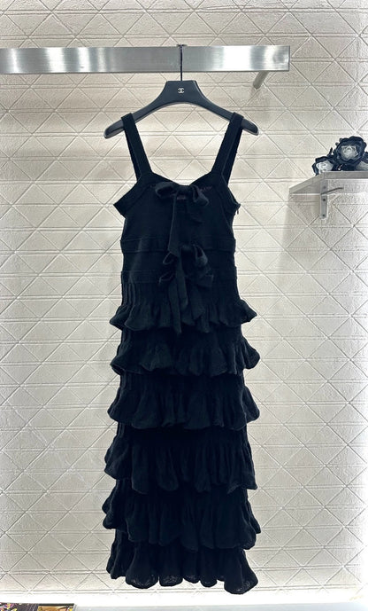 Layered cake bow knitted camisole skirt