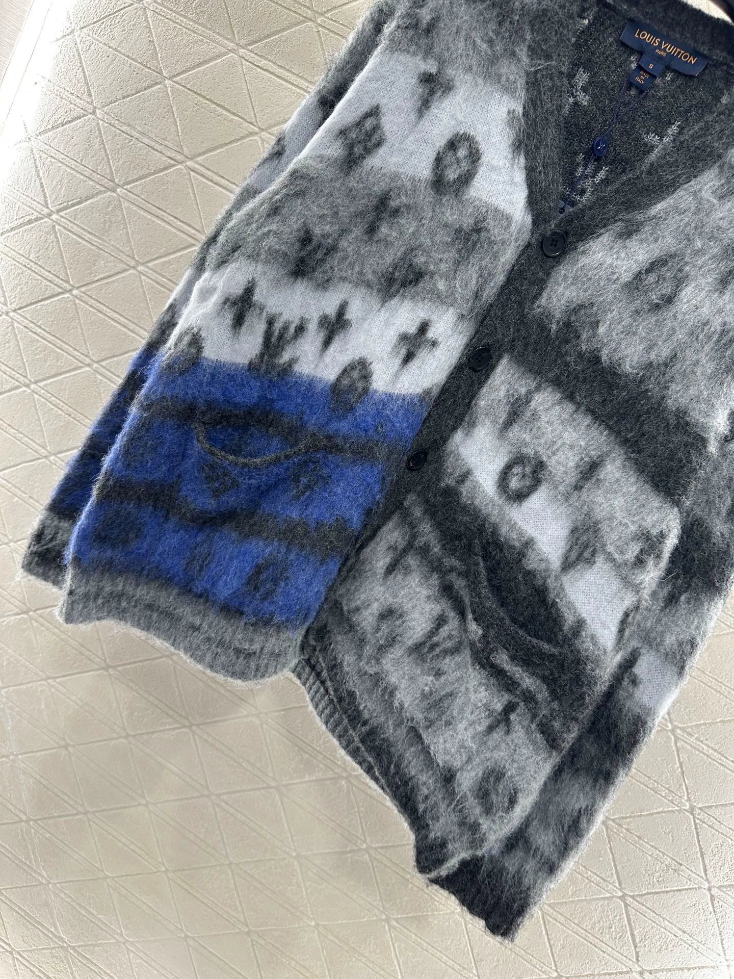 25fw Jacquard contrasting mohair cardigan