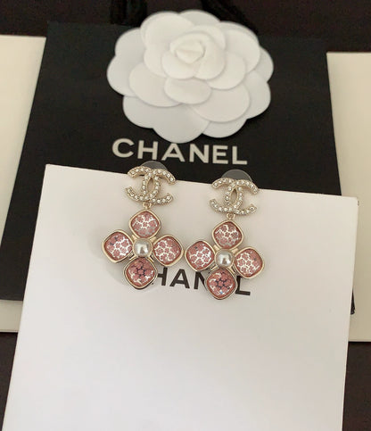 Double C flower earrings