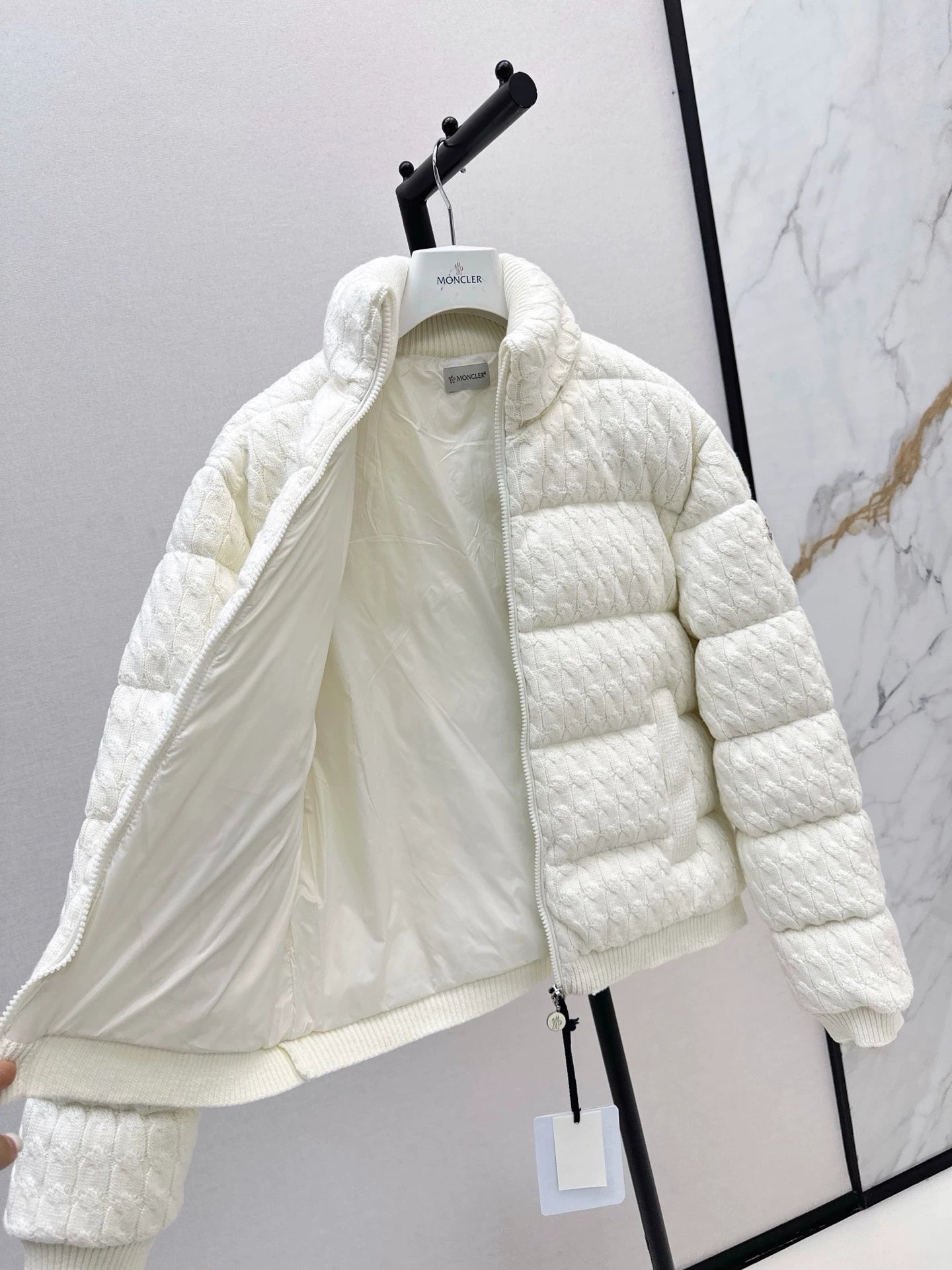 25fw Wool Knitted Bread Down Jacket