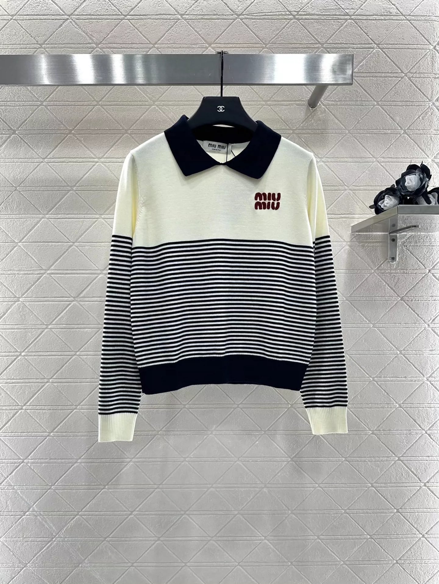 25fw Collar striped sweater